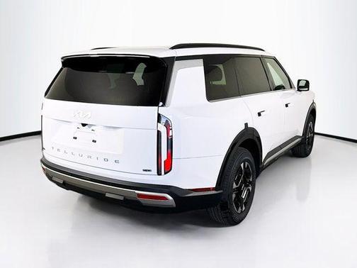 Glacial White Pearl 2027 Kia Telluride Hybrid EX