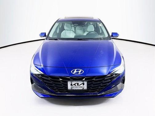 2021 Hyundai ELANTRA Limited