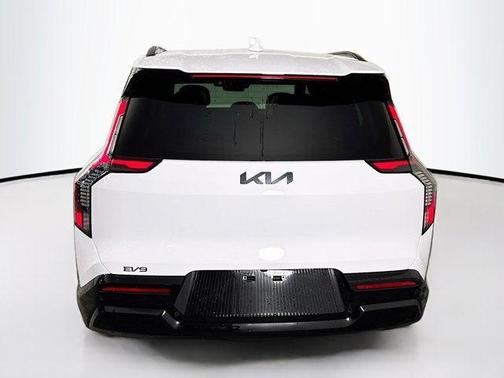 2026 Kia EV9 Land