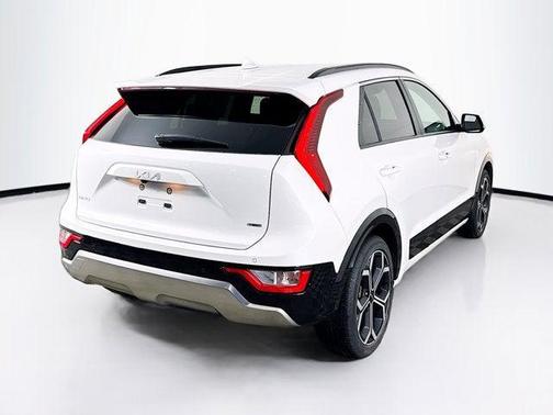 2023 Kia Niro Touring