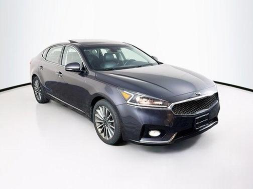 2018 Kia Cadenza Premium