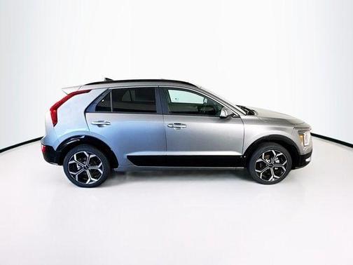 2025 Kia Niro Touring