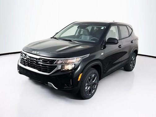 2025 Kia Seltos LX