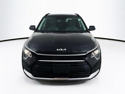 2025 Kia Niro LX