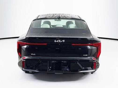 2025 Kia K4 GT-Line Turbo