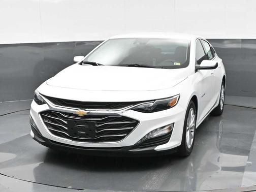 Summit White 2025 Chevrolet Malibu LT