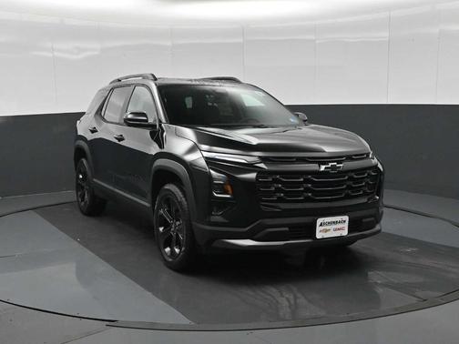 Mosaic Black Metallic 2026 Chevrolet Equinox LT