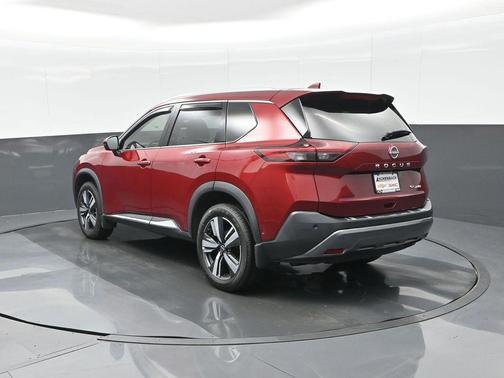 2022 Nissan Rogue SL