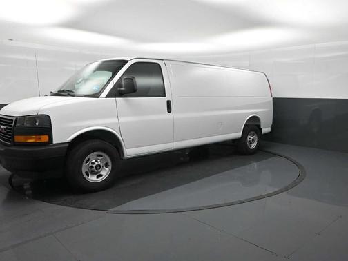 Summit White 2026 GMC Savana 3500 Work Van