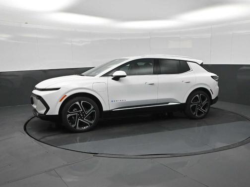 2026 Chevrolet Equinox EV LT 2