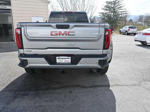 Sterling 2026 GMC Sierra 3500 Denali