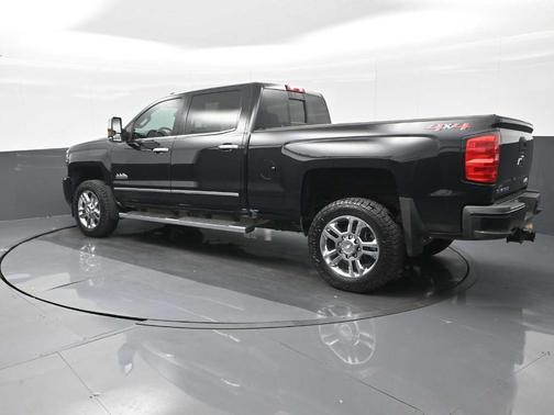 2019 Chevrolet Silverado 2500 High Country