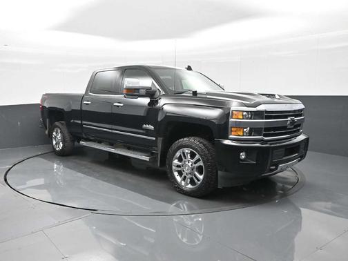 2019 Chevrolet Silverado 2500 High Country