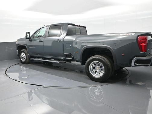 2025 Chevrolet Silverado 3500 LT