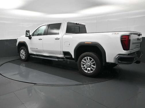 2024 GMC Sierra 2500 SLT