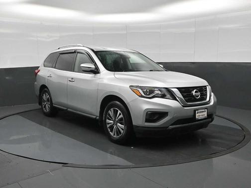 Brilliant Silver Metallic 2019 Nissan Pathfinder S