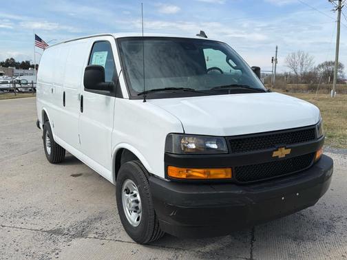 2025 Chevrolet Express 2500 Work Van