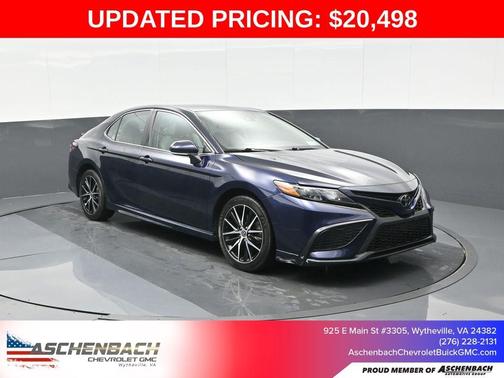 2022 Toyota Camry SE