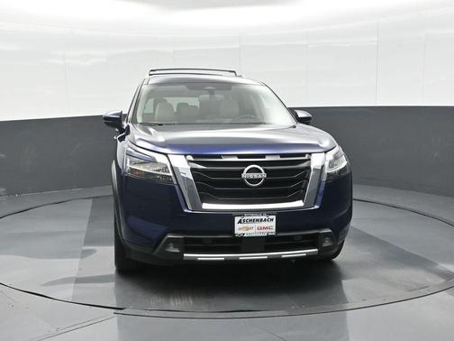 2022 Nissan Pathfinder Platinum