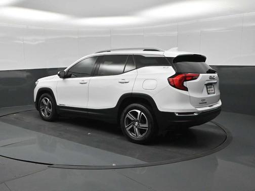 Summit White 2020 GMC Terrain SLT