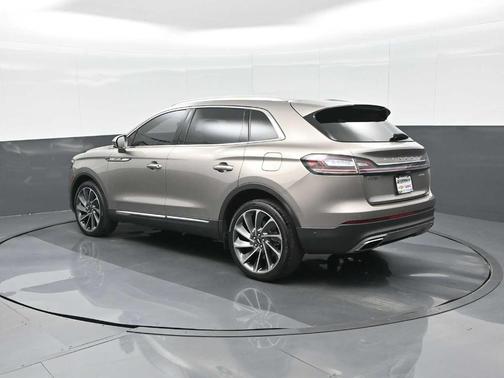 2020 Lincoln Nautilus Reserve