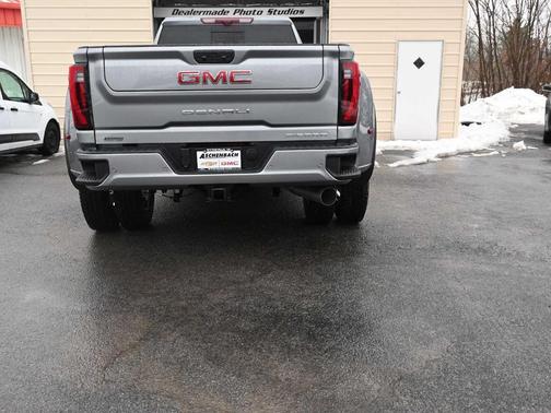 2026 GMC Sierra 3500 Denali