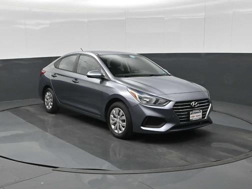Gray 2019 Hyundai Accent SE
