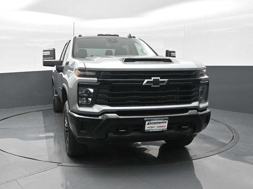 2026 Chevrolet Silverado 2500 Custom