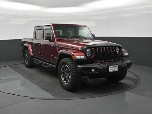 Snazzberry Pearlcoat 2021 Jeep Gladiator Overland