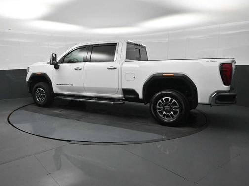 Summit White 2024 GMC Sierra 3500 SLT