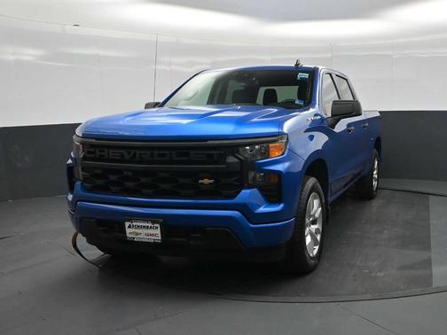 Glacier Blue Metallic 2022 Chevrolet Silverado 1500 Custom