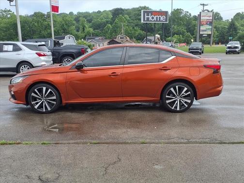 2021 Nissan Altima 2.5 SR