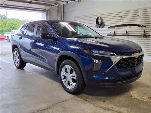 Blue Glow Metallic 2024 Chevrolet Trax LS