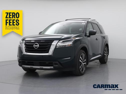 Green 2024 Nissan Pathfinder Platinum