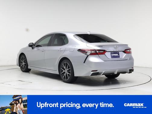 Silver 2022 Toyota Camry SE