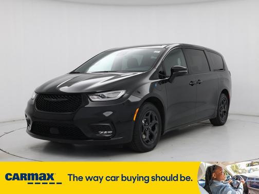 2022 Chrysler Pacifica Hybrid Touring L