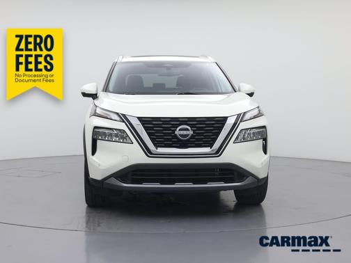 White 2023 Nissan Rogue SL