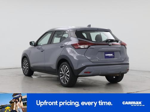 2022 Nissan Kicks SV