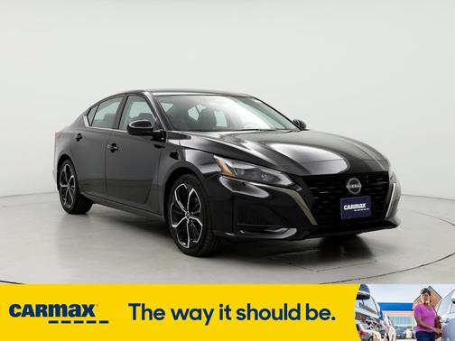 2023 Nissan Altima SR