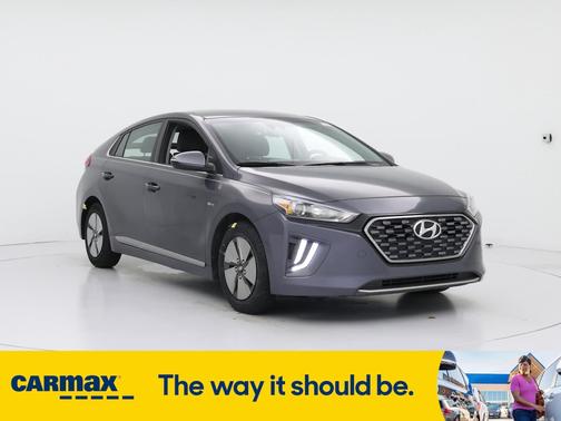 2020 Hyundai IONIQ Hybrid SE