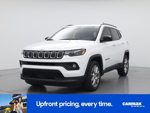 White 2022 Jeep Compass Latitude Lux