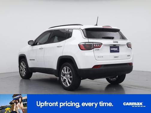 White 2022 Jeep Compass Latitude Lux