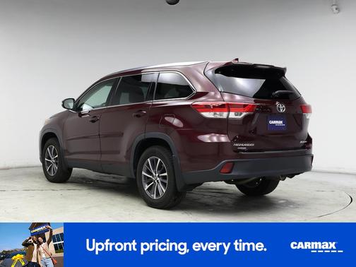 Burgundy 2019 Toyota Highlander XLE