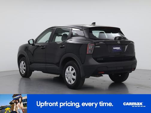 Black 2025 Nissan Kicks S
