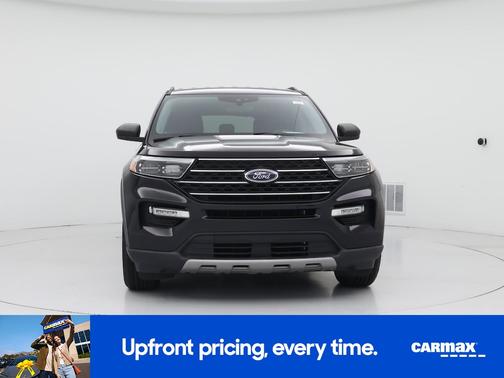 Black 2021 Ford Explorer XLT
