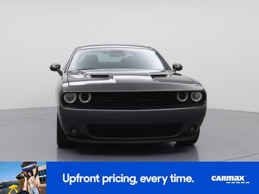 2015 Dodge Challenger SXT