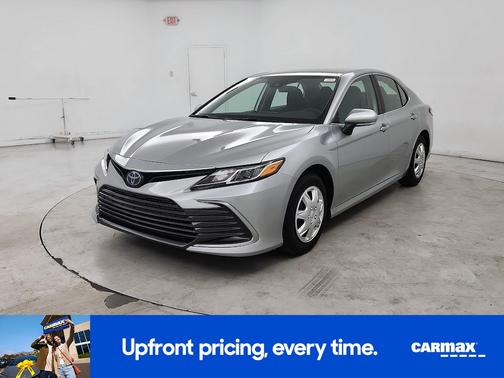 2022 Toyota Camry Hybrid LE