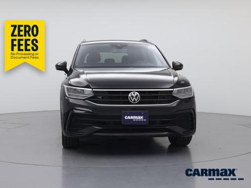 Black 2022 Volkswagen Tiguan SE R-Line Black