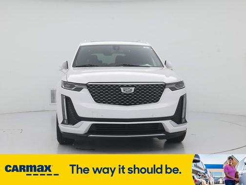 2022 Cadillac XT6 Luxury