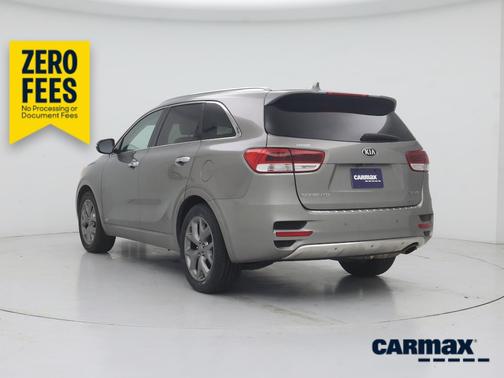Gray 2017 Kia Sorento SX